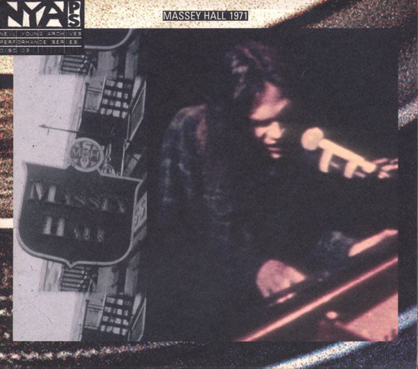 Neil Young – Live At Massey Hall 1971 – Release:776255b9-1f6d-417a-b4bf-b3eba536010d (cover)