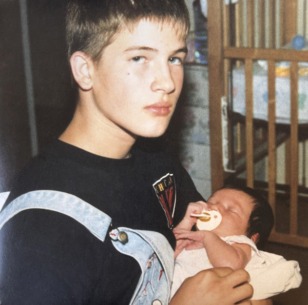 Big Thief – Capacity – Release:18585cd2-6d51-4611-8412-6672cda83e08 (cover)