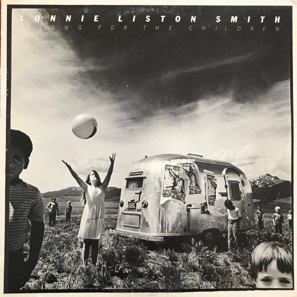 Lonnie Liston Smith – A Song For The Children – Release:a2b9f41e-53ce-4db1-8e46-a2da246b1910 (cover)